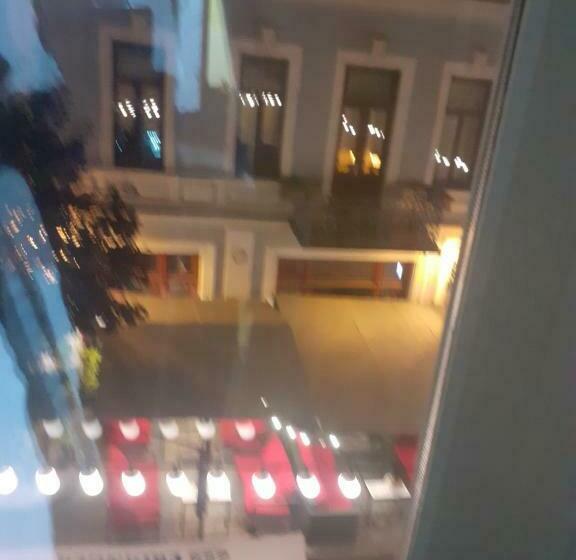 اتاق استاندارد, Nice