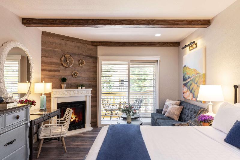스탠다드 룸 킹사이즈 침대, The Lodge At Healdsburg, Tapestry Collection By Hilton