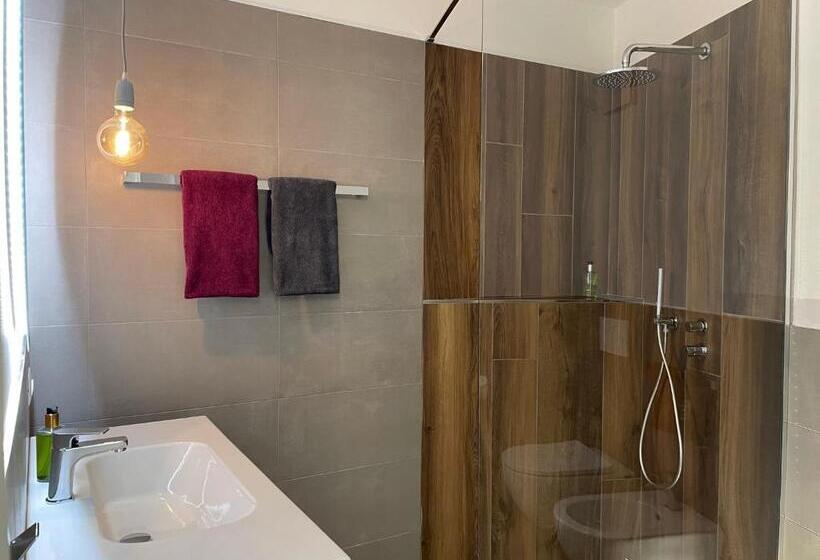 Quarto Estandar com Terraço, B&b Nalù