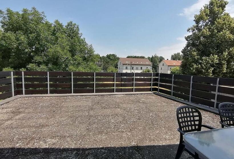 Номер Стандарт Индивидуальный Совместная Ванная, Monteurzimmer   Worker S Accommodation   Zimmerzuvermieten In Biberist