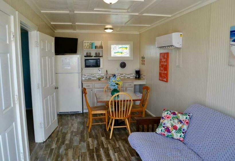 주니어 스위트, Blue Dolphin Inn And Cottages
