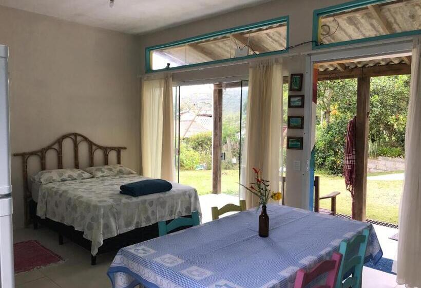 스탠다드 스튜디오, Paikea Hostel Praia Do Rosa