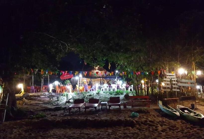 Номер Стандарт Вид на Море, Baan Suan Kayoo 2