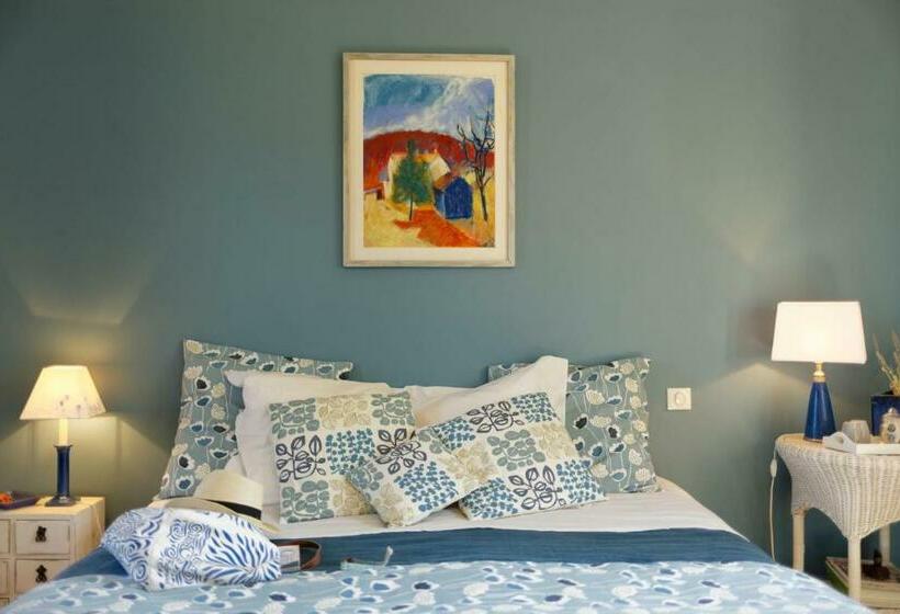 Номер Стандарт Вид на Сад, La Bruyle   Chambre D Hôtes De Charme