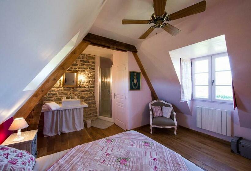 Номер Стандарт Вид на Бассейн, La Bruyle   Chambre D Hôtes De Charme
