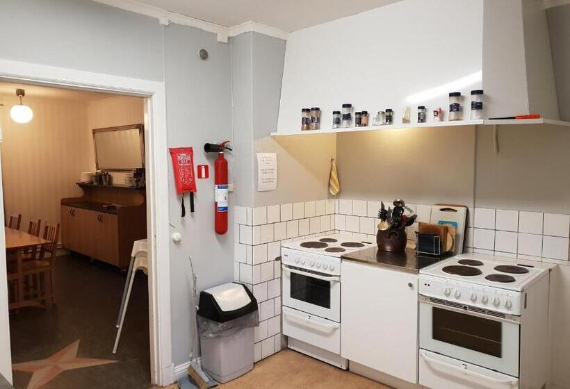 Вилла 1 Спальня Вид на Сад, Lönneberga Vandrarhem & Hostel