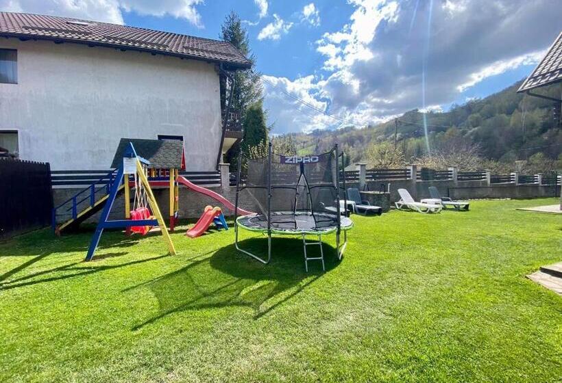 Апартаменты 2 Спальни, Casa Dintre Vai