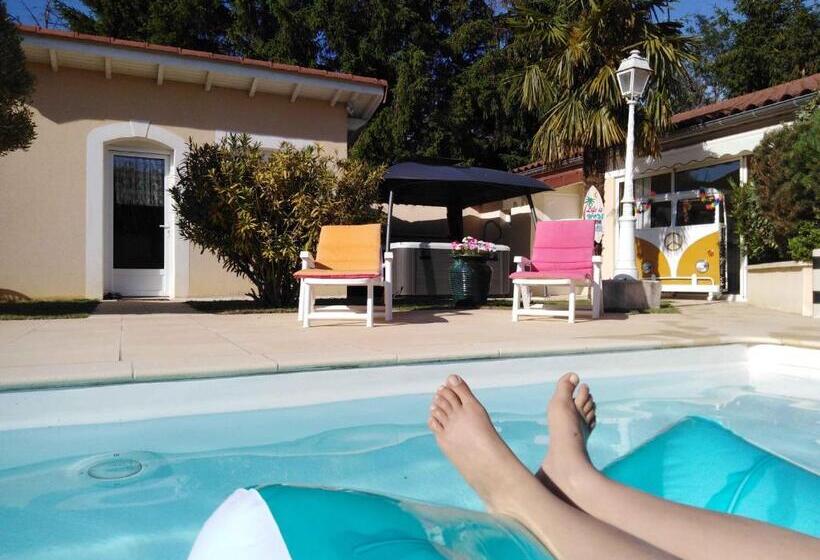 Апартаменты 1 Спальня Вид на Бассейн, Coeuraccords, Spa & Bien être Au Calme Naturiste Toute L Année