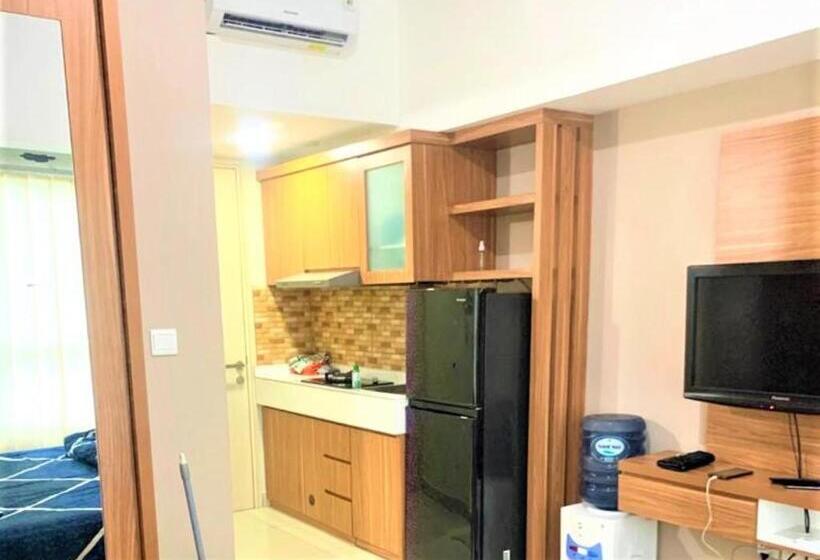 Студия Стандарт, Springlake Apartment Summarecon By Veeroom