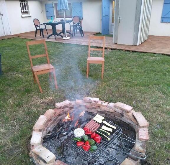 Семейный Номер, Zenzela Surf House