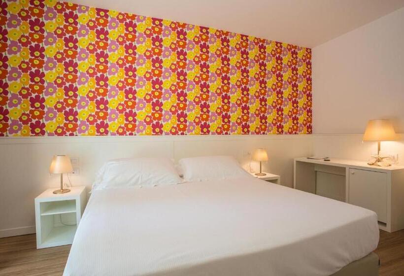 اتاق سوپریور, Rimini Suite