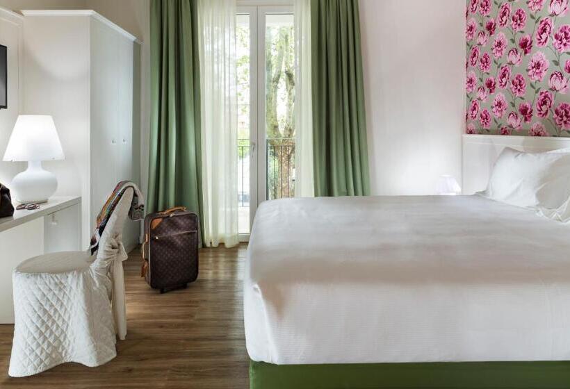 اتاق سوپریور سه تخته, Rimini Suite