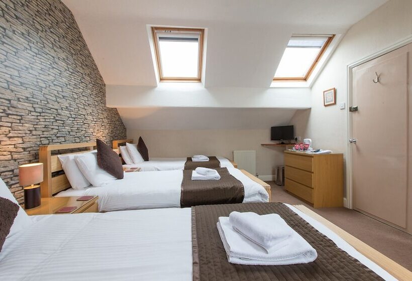 Номер Стандарт Трехместный, Thornbank House Offering Breakfast And With Free Off Site Health Club