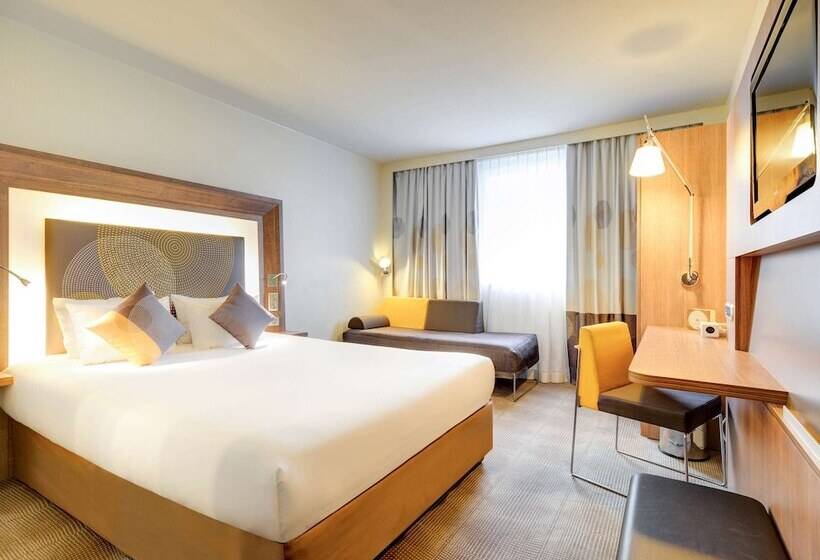 Номер Superior, Novotel Paris Saint Denis Stade Basilique