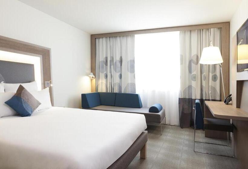 اتاق اجرایی, Novotel Paris Saint Denis Stade Basilique