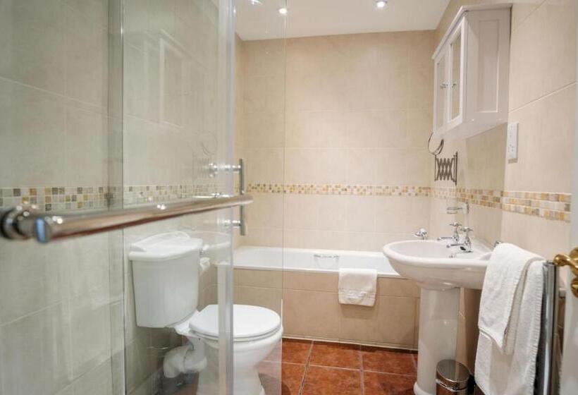 آپارتمان 1 خوابه با چشم‌انداز دریا, The Town House