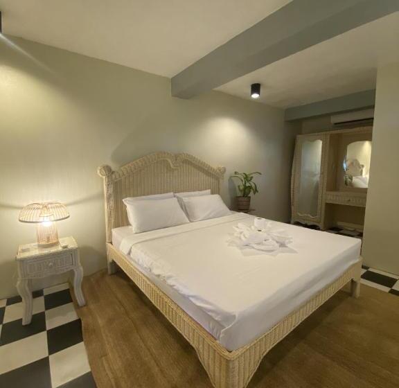 스탠다드 룸 킹사이즈 침대, Tahanan Resort