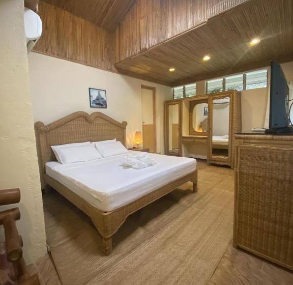 디럭스 룸 킹사이즈 침대, Tahanan Resort