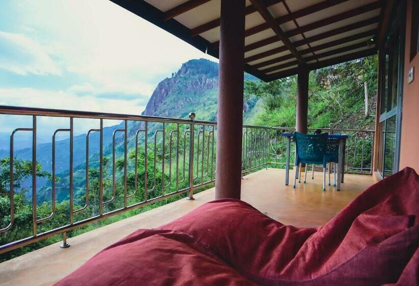 اتاق استاندارد با تخت بزرگ, Green Hill