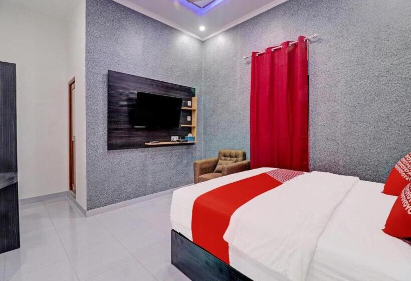 Люкс Повышенной Комфортности, Oyo 91203 Naufal Residence Syariah