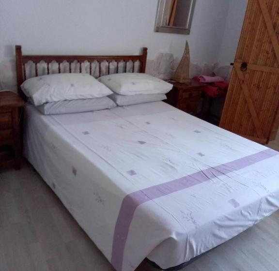 Апартаменты 2 Спальни, Almond Reef Casa Rural
