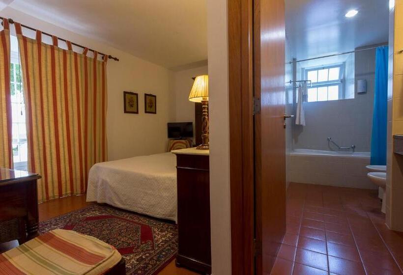 Номер Стандарт, Quinta De São Caetano   São Miguel Açores