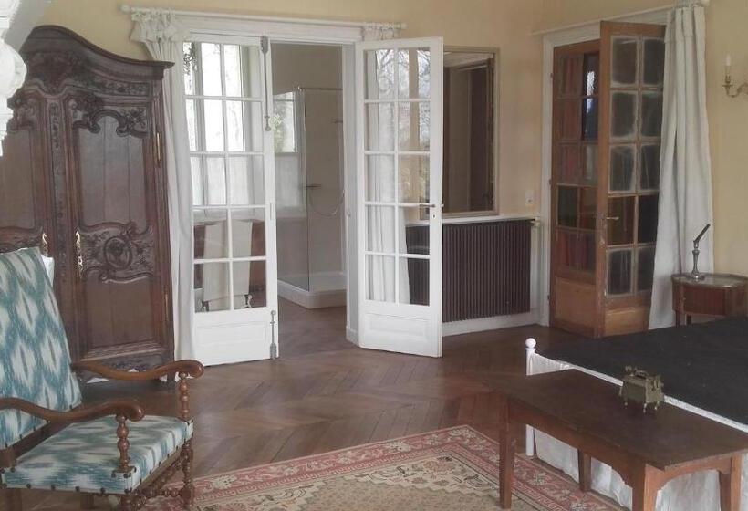 Люкс Вид на Реку, Grand Varennes