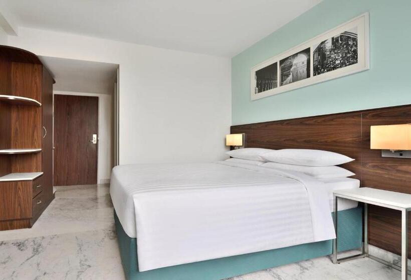 Номер Deluxe Кровать Куин, Fairfield By Marriott Pune Kharadi