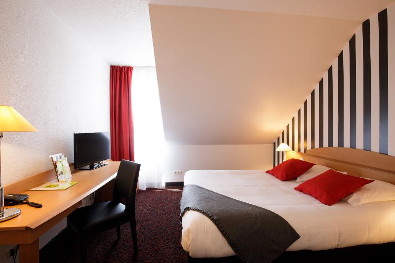 수피리어 룸, Logis Hôtel L Orée De Chartres   Barjouville