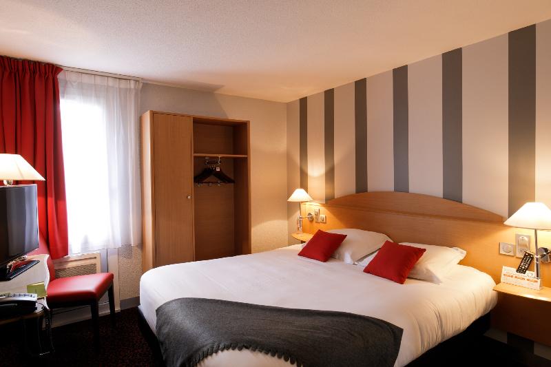 스탠다드 룸, Logis Hôtel L Orée De Chartres   Barjouville