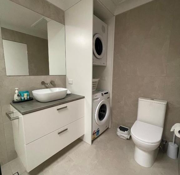 Дом 3 Спальни, Noosa Entrance Waterfront Resort