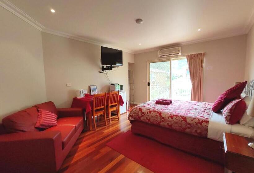 이그제큐티브 스위트, Angela S Beach Stays