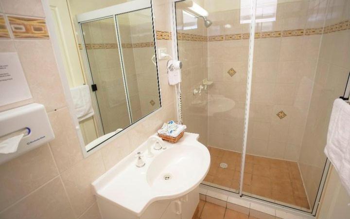 Номер Стандарт, Boulevard Motel