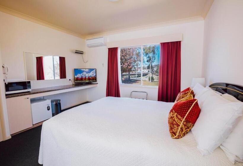 Номер Deluxe, Boulevard Motel
