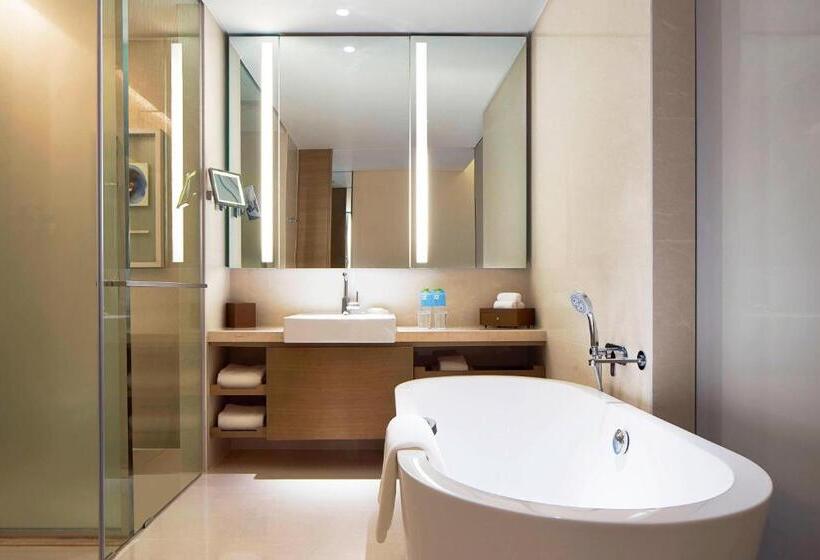Номер Deluxe, Four Points By Sheraton Guilin, Lingui