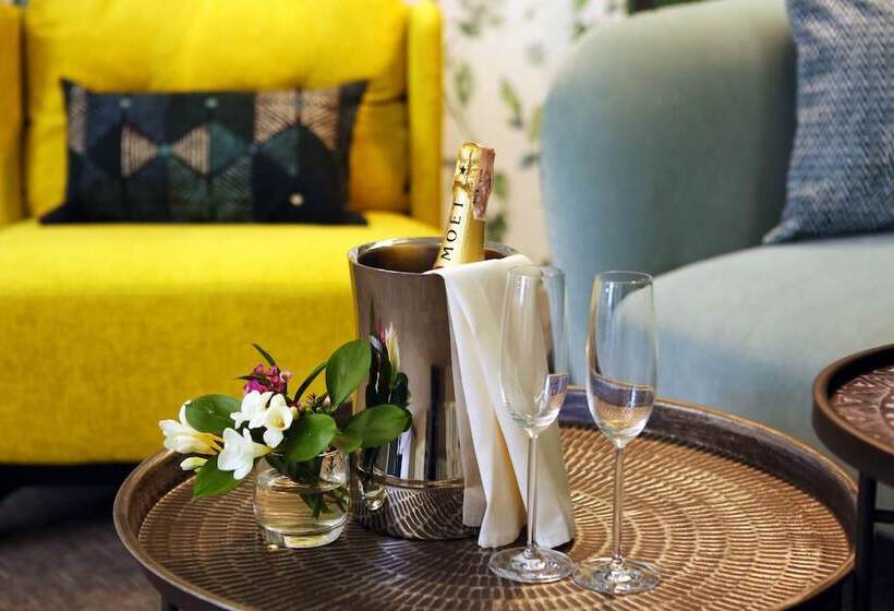 스탠다드 룸, Grand Admiral Resort & Spa