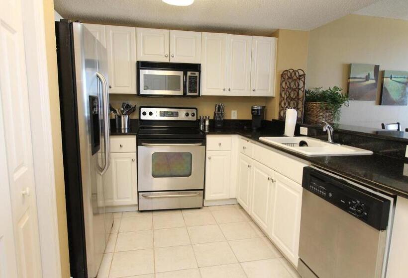 سوییت, Majestic Beach Resort The Official Onsite Rental Company, Panama City Beach, Fl
