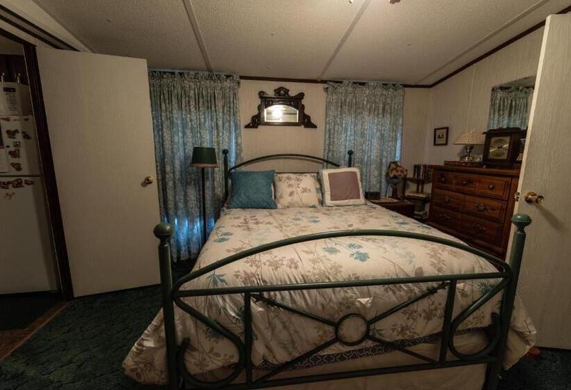 Дом 1 Спальня, Wolf Creek Farm B&b And Motorcycle Manor At Wolf Creek Farm, Llc