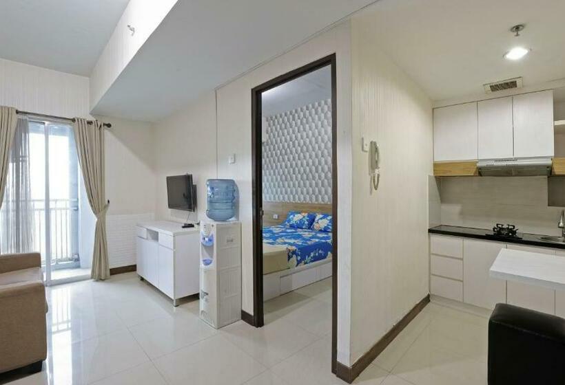 Апартаменты 2 Спальни, Apartemen Grand Dhika City By Nina