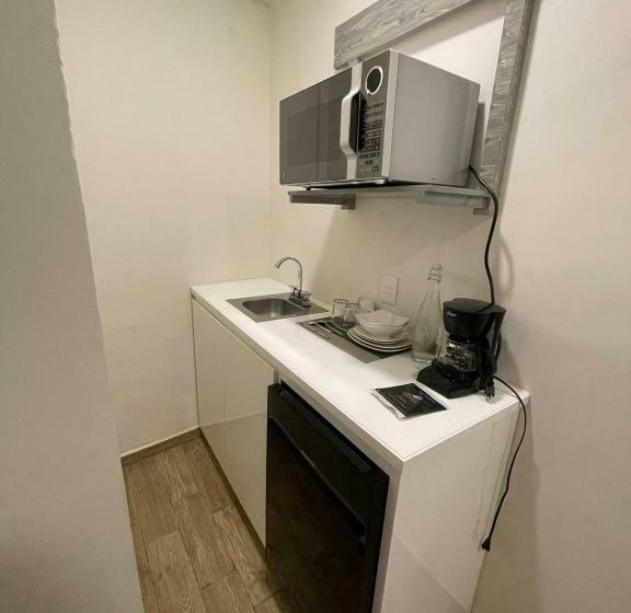 סוויטה, Capital Suites
