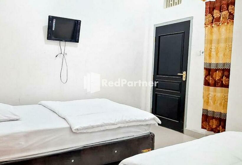 Семейный Номер, Minang Raya Guesthouse Syariah Redpartner