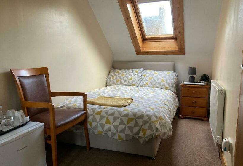 エコノミールーム, 30 College Street, Buckhaven, Leven, Fife, Ky81jx