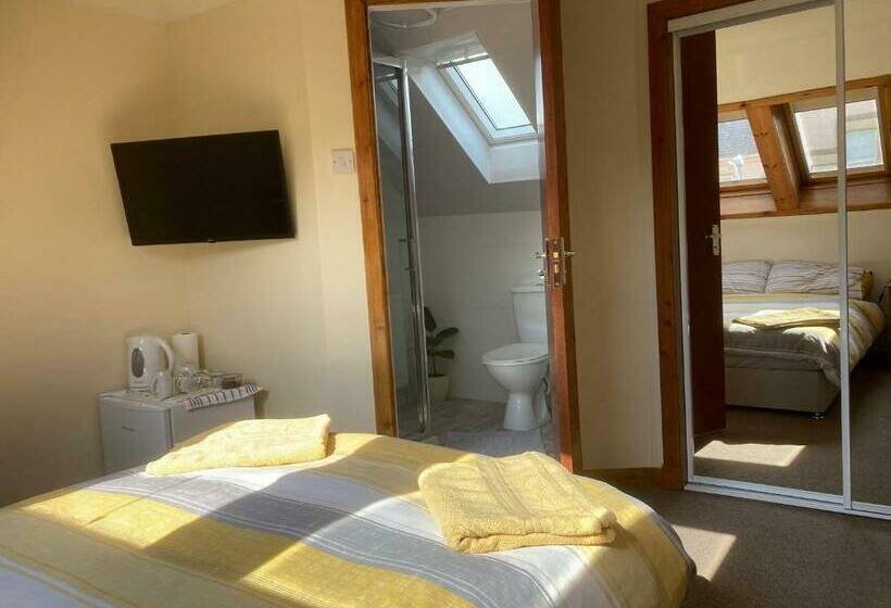 スタンダードルーム, 30 College Street, Buckhaven, Leven, Fife, Ky81jx