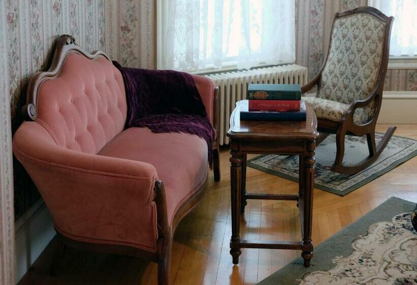 디럭스 룸, Guilford Bed And Breakfast