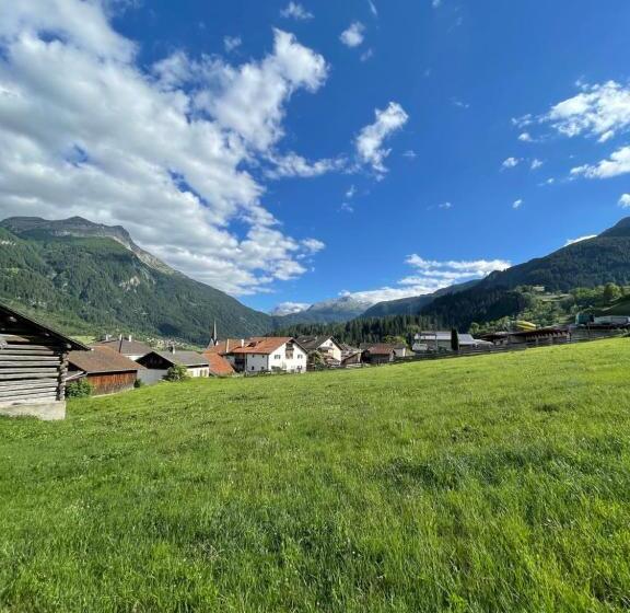 Апартаменты 2 Спальни, Gasthaus Beverin