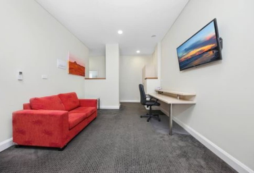 Апартаменты Premium 3 Спальни, Belconnen Way Hotel & Serviced Apartments