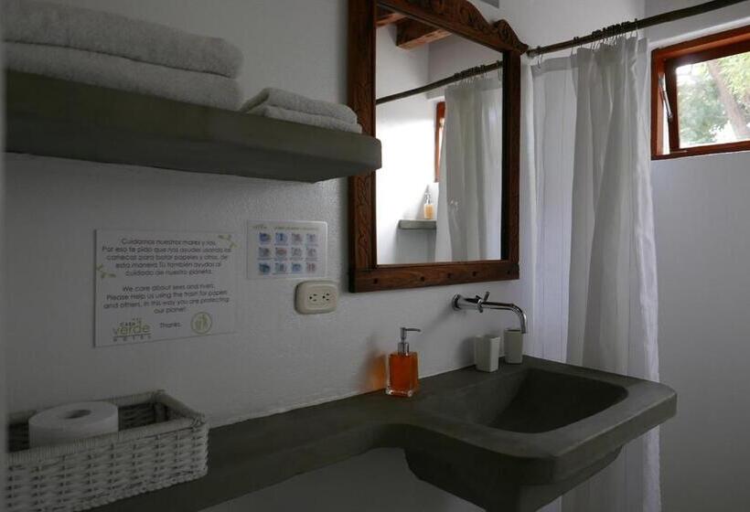 סוויטה, Casa Verde