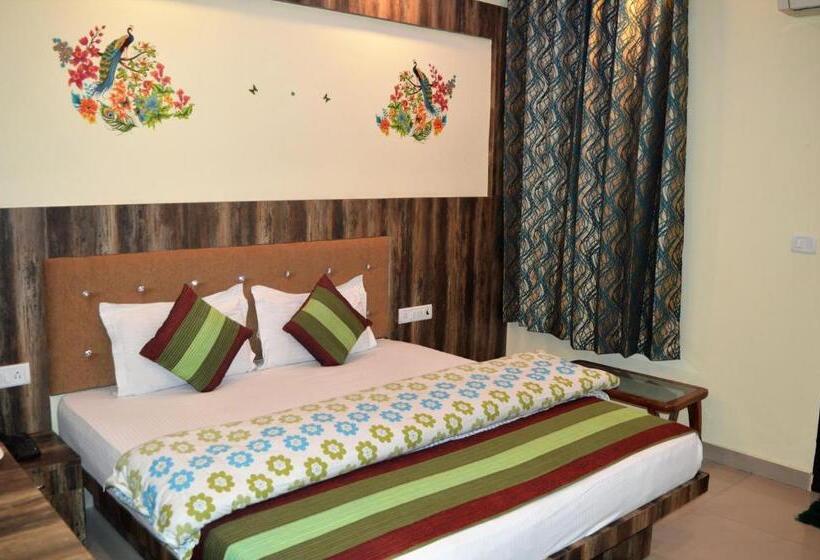Deluxe Room, Cottage Ganga Inn