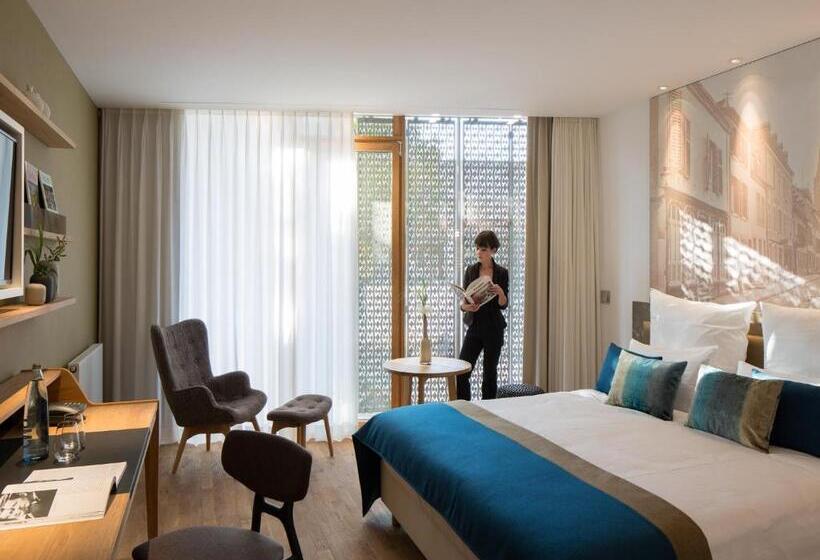 Standardzimmer Stadtblick, La Maison