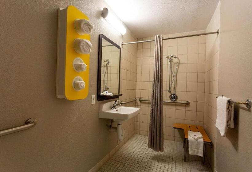 Номер Стандарт Адаптированный для Инвалидов, Motel 6camp Springs, Dc  South Camp Springs